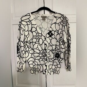 Kenar Women's Black and White Cotton Floral Sweater NWOT medium